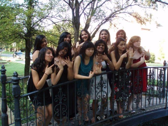 My homecoming group strikes our best "single ladies" poses.