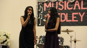 Sisters Akshara ad Anjana Parashar perform a duet. Photo by Pranathi Chitta.