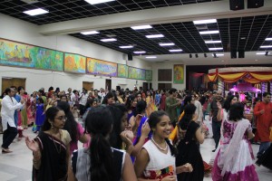 Dancers at the Hindu temple in Irving do Garba on Friday, October third. 
