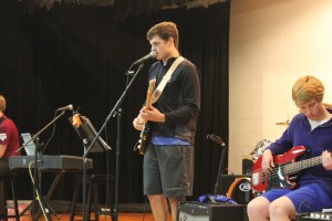 Eric Loop, lead singer of Auto, performs at the 21st annual Chili Supper hosted by Boy Scout Troop 840 at Austin Elementary. Photo by Nicolas Henderson. 