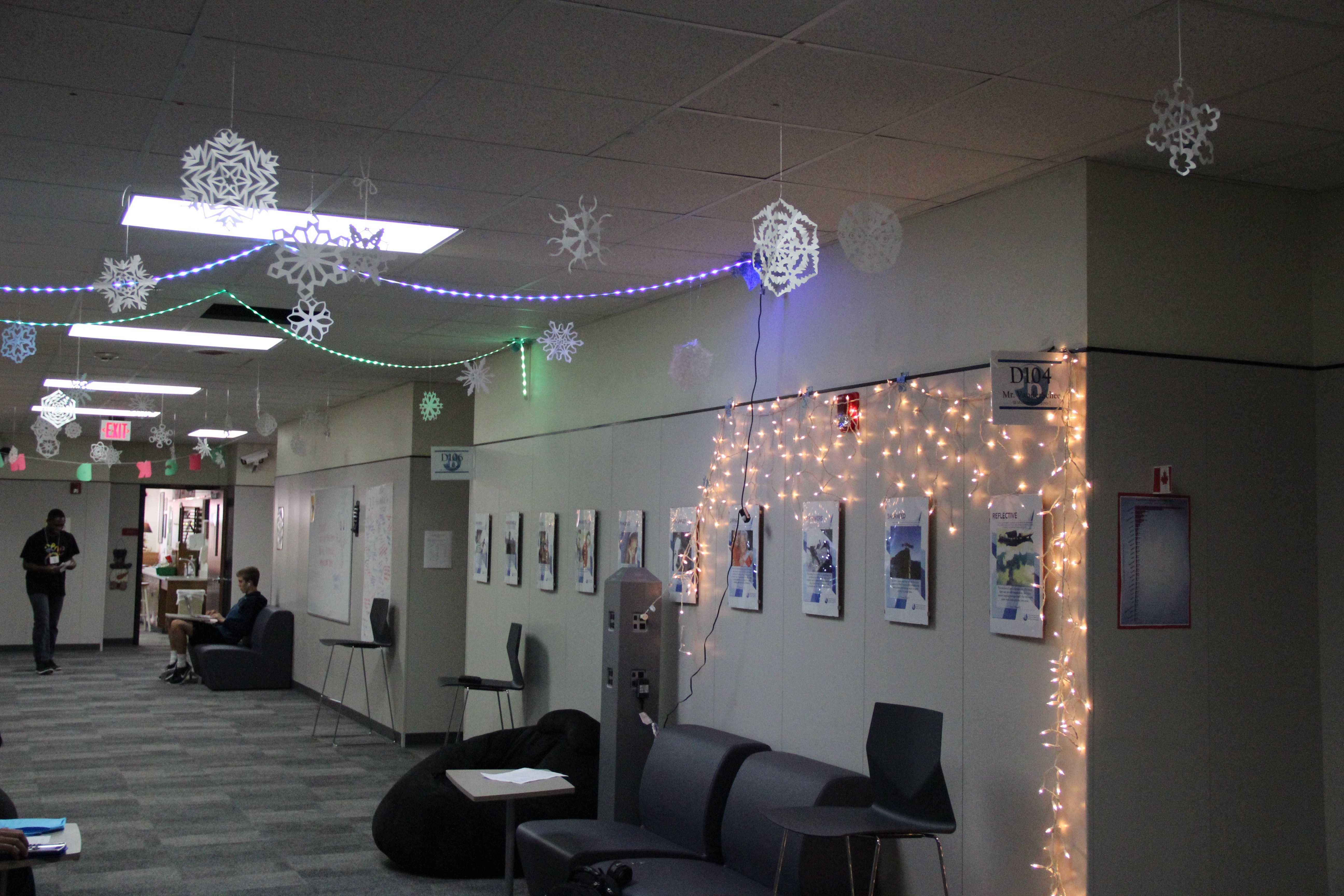 Tis The Season To Start Decorating Coppell Student Media
