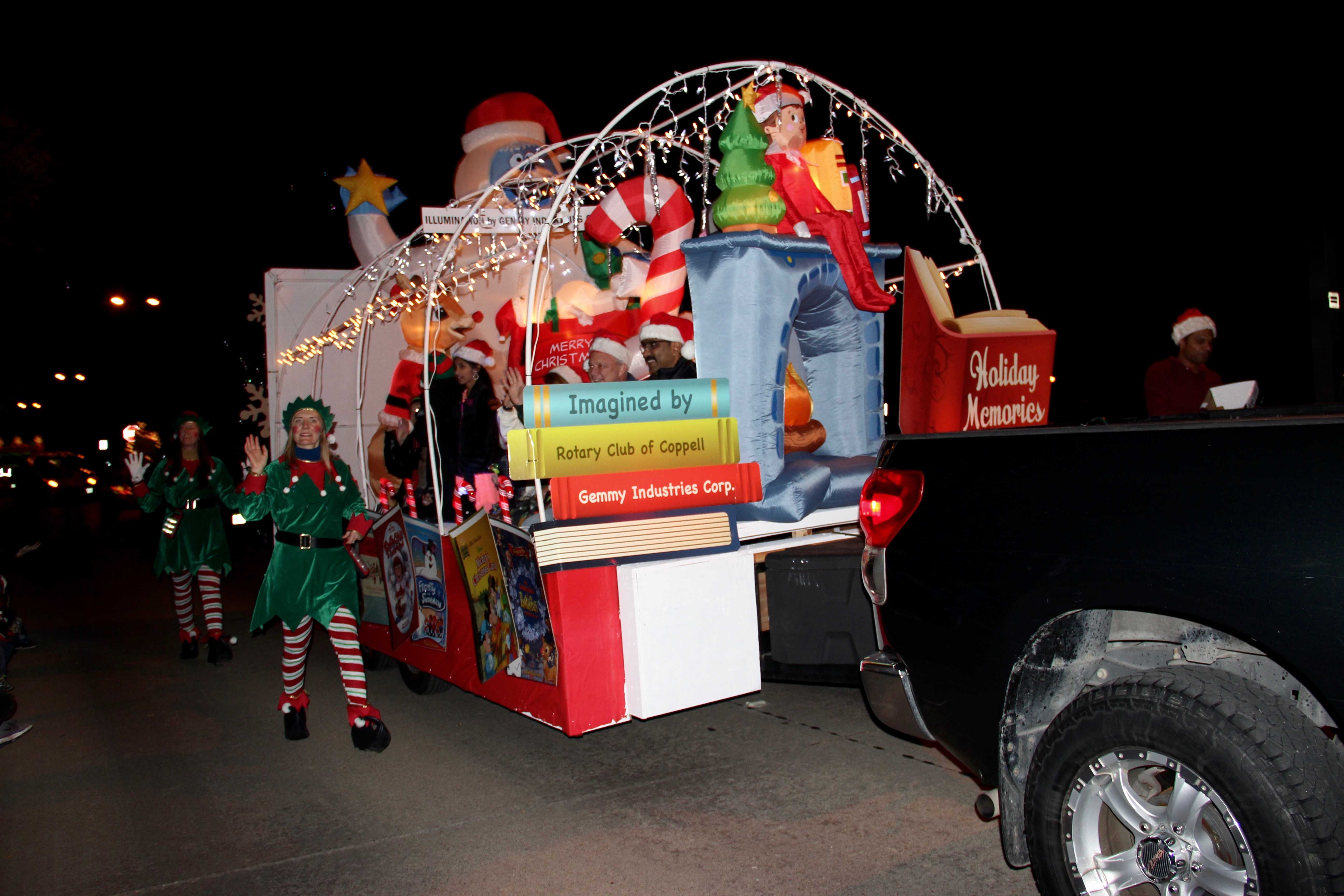 Coppell Holiday Lighted Parade Coppell Student Media